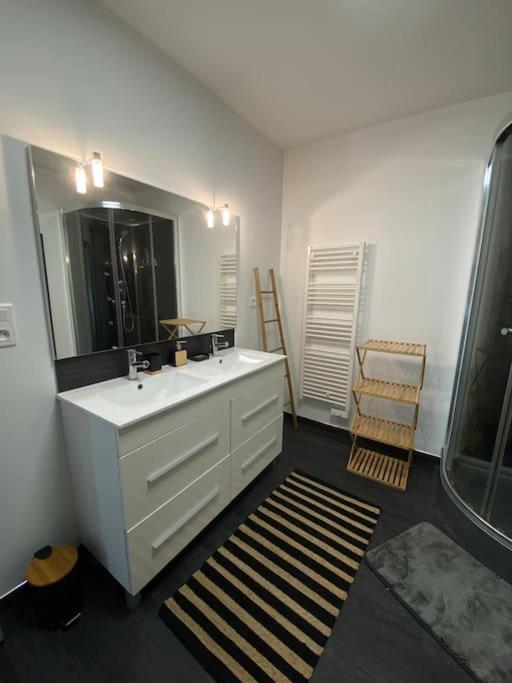Gite Comme Chez Soi Ducey Les Cheris Dış mekan fotoğraf